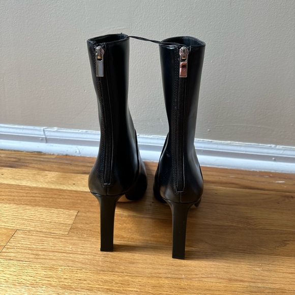 NEVER WORN H&M Black Boots - Picture 2 of 3